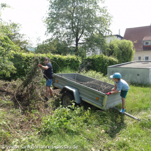 Weg mit den Altlasten - selbst die Kleinen helfen mit