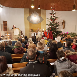 Krippenspiel am Heiligen Abend in St. Johannes